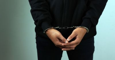Trzej pseudokibice zatrzymani za ataki na przechodniów w Chorzowie (korekta)